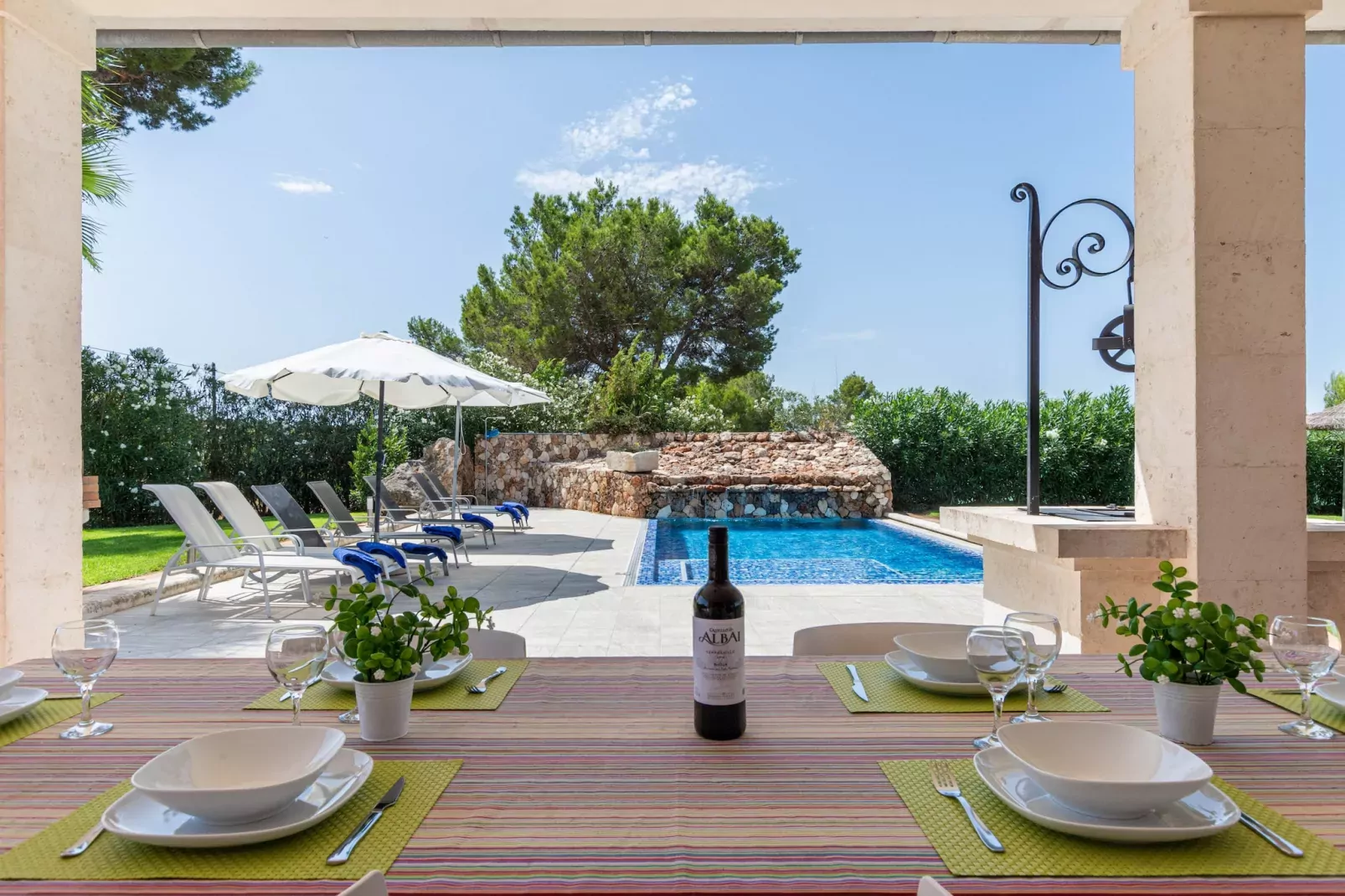YourHouse Villa Romani-Extérieur