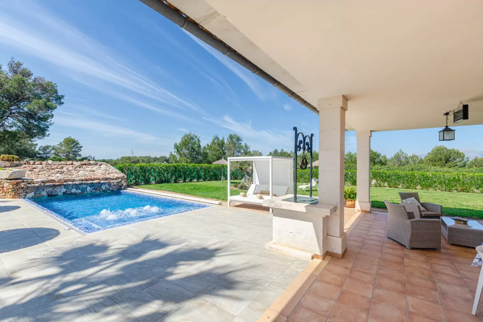 YourHouse Villa Romani-Terrasse