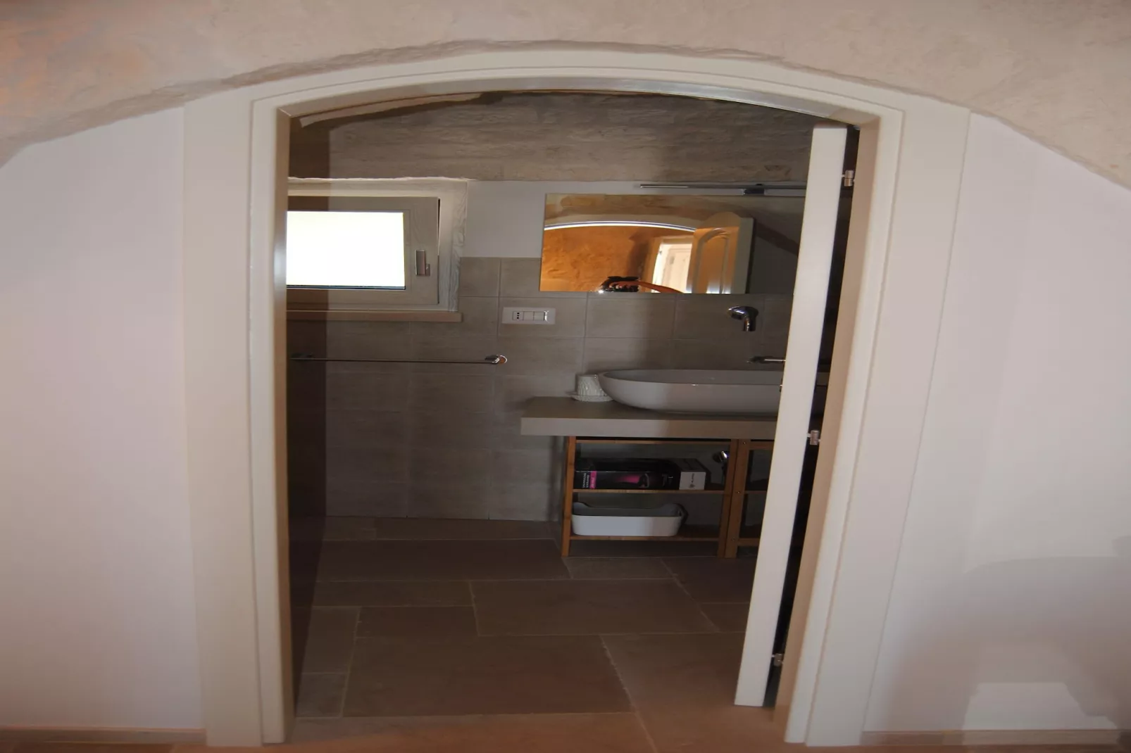 Trullo Rosa Ostuni-Bathroom