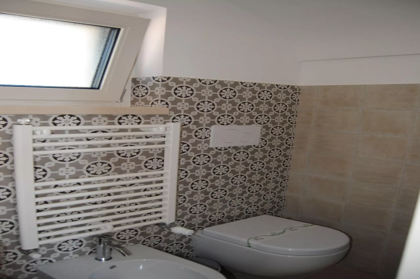 Trullo Rosa Ostuni-Bathroom