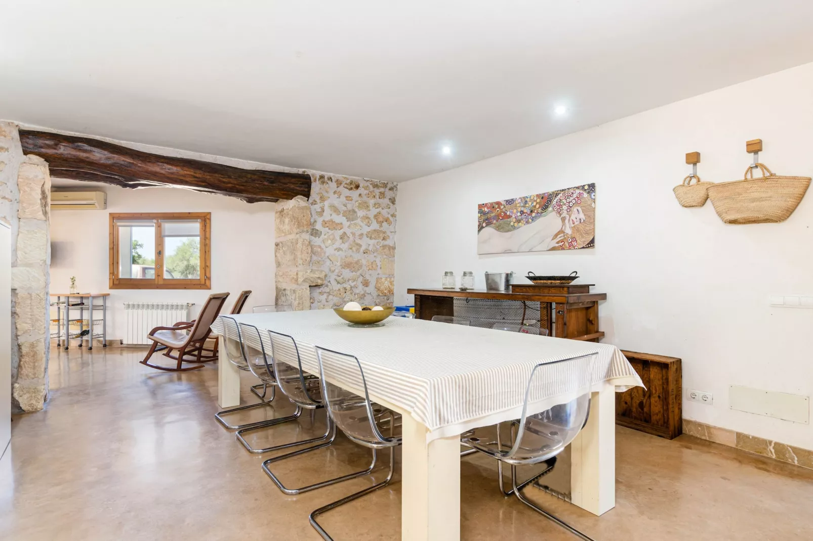 YourHouse Es Fiters-Salle à manger