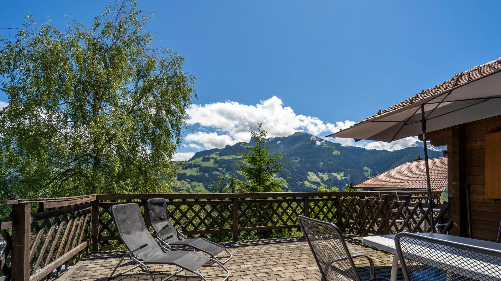 Pauls-Hütte-Terrace balcony