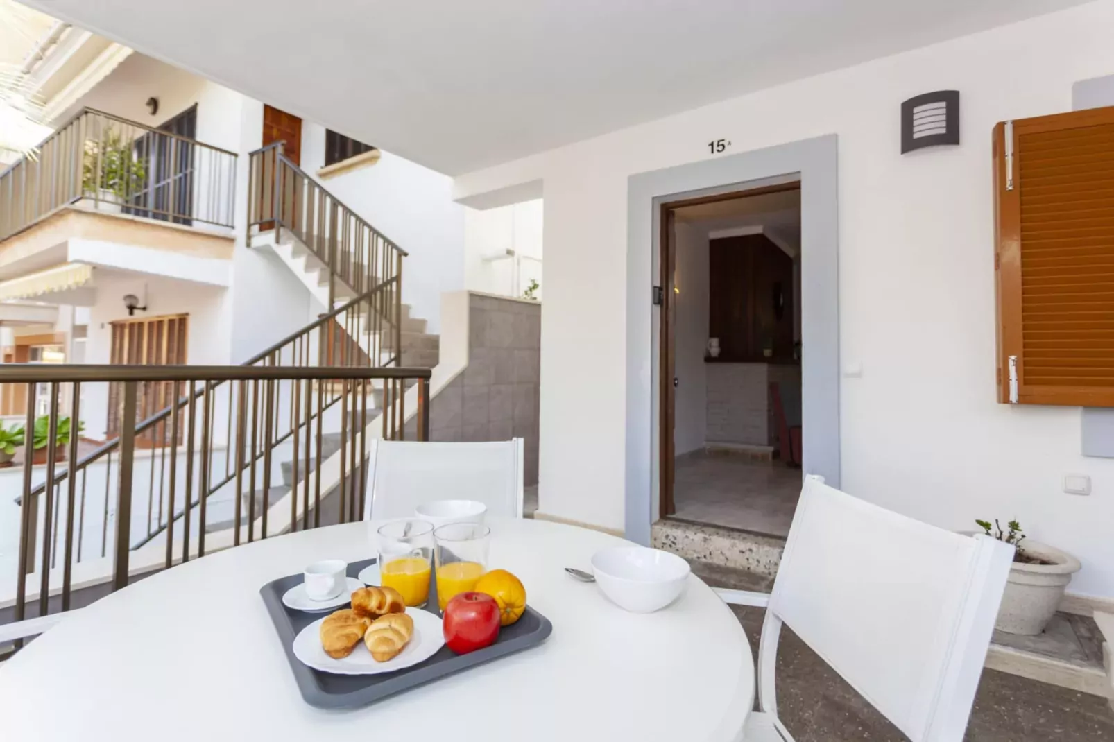YourHouse Casa Suiza-Terrace