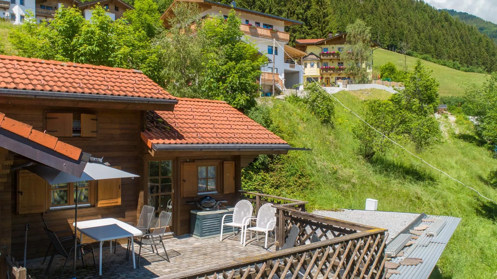 Pauls-Hütte-View summer