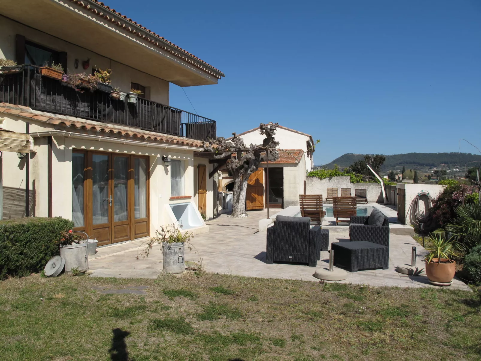 La Bastide Neuve-Draußen