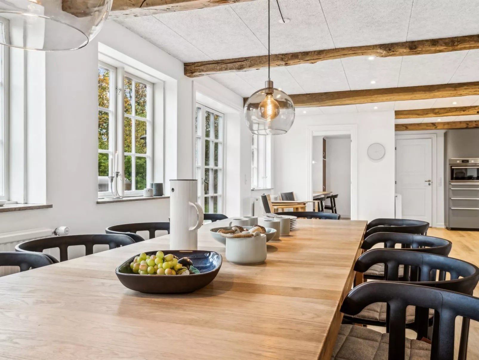 "Garbine" - 1.5km from the sea-Inside