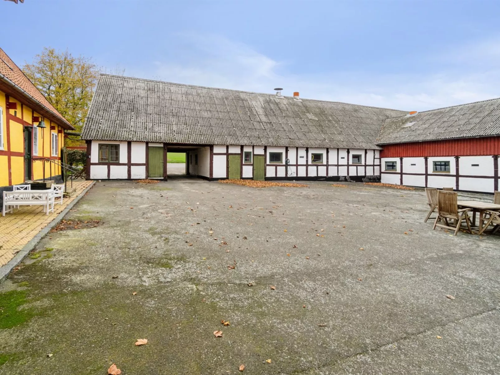 "Garbine" - 1.5km from the sea-Outside