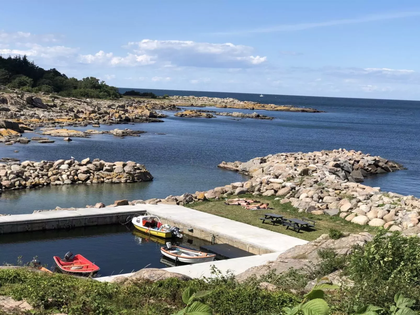 "Daje" - 100m from the sea