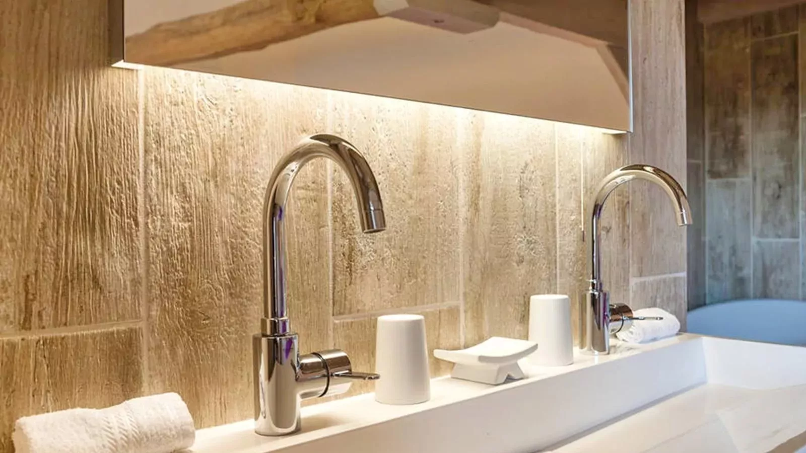 Gite de luxe-Badezimmer