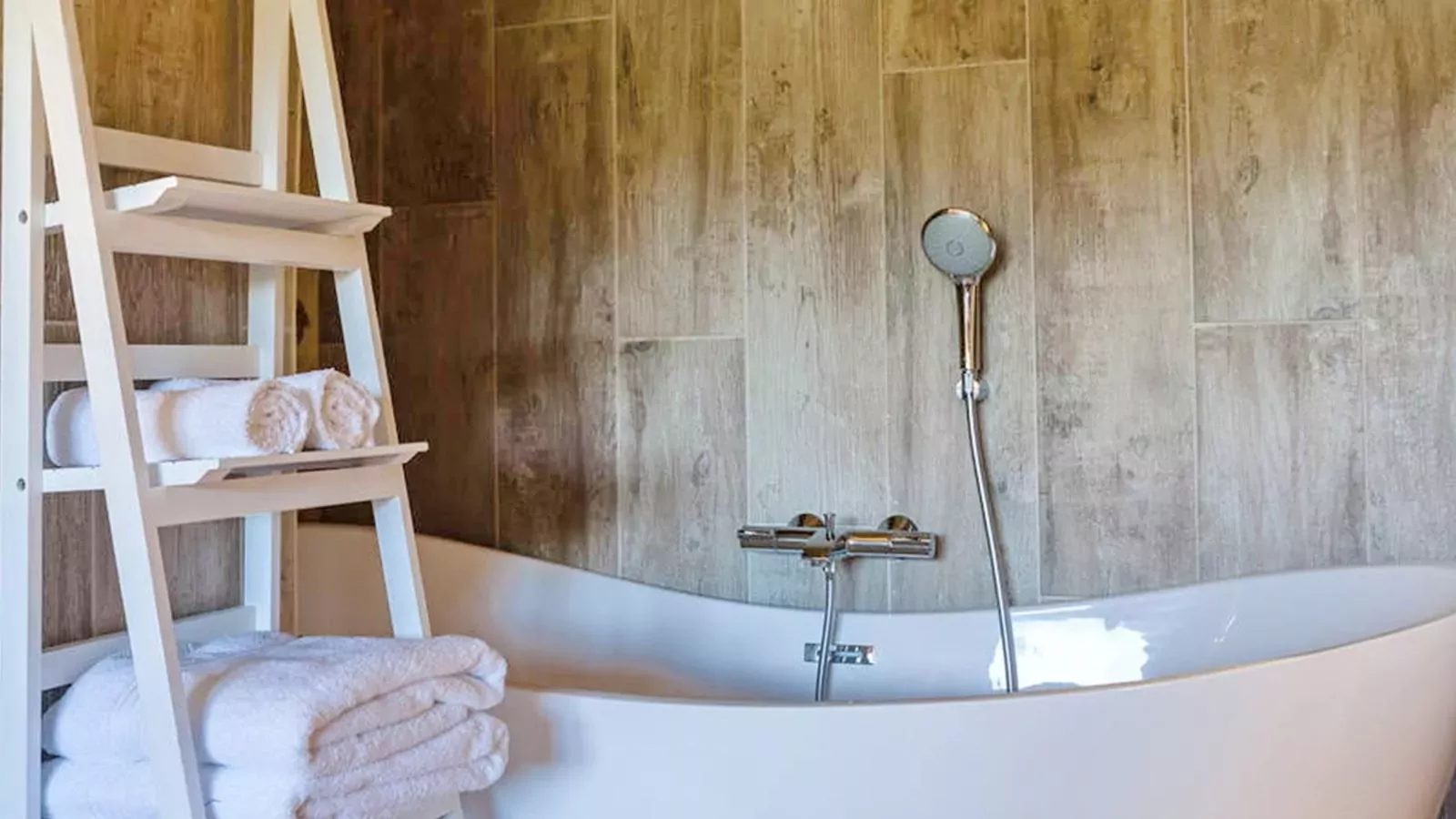 Gite de luxe-Badezimmer