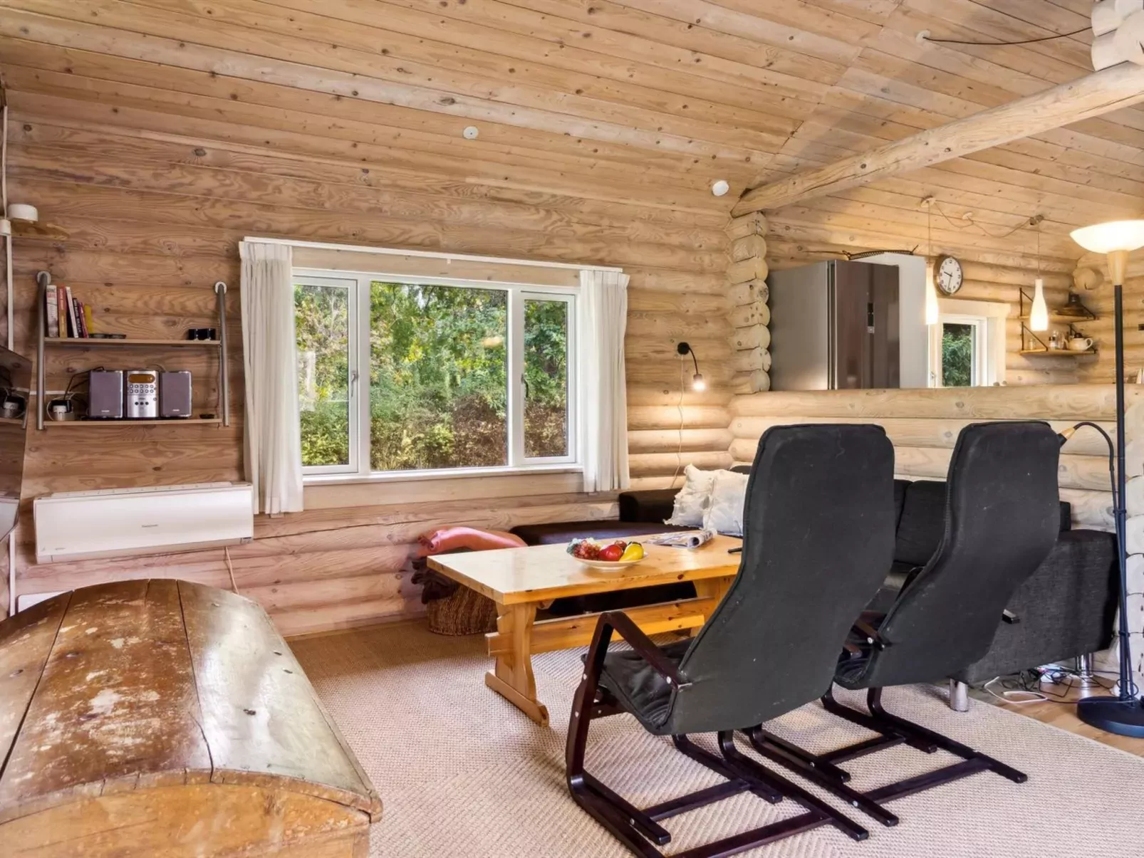 "Hjorthung" - 2km from the sea-Inside