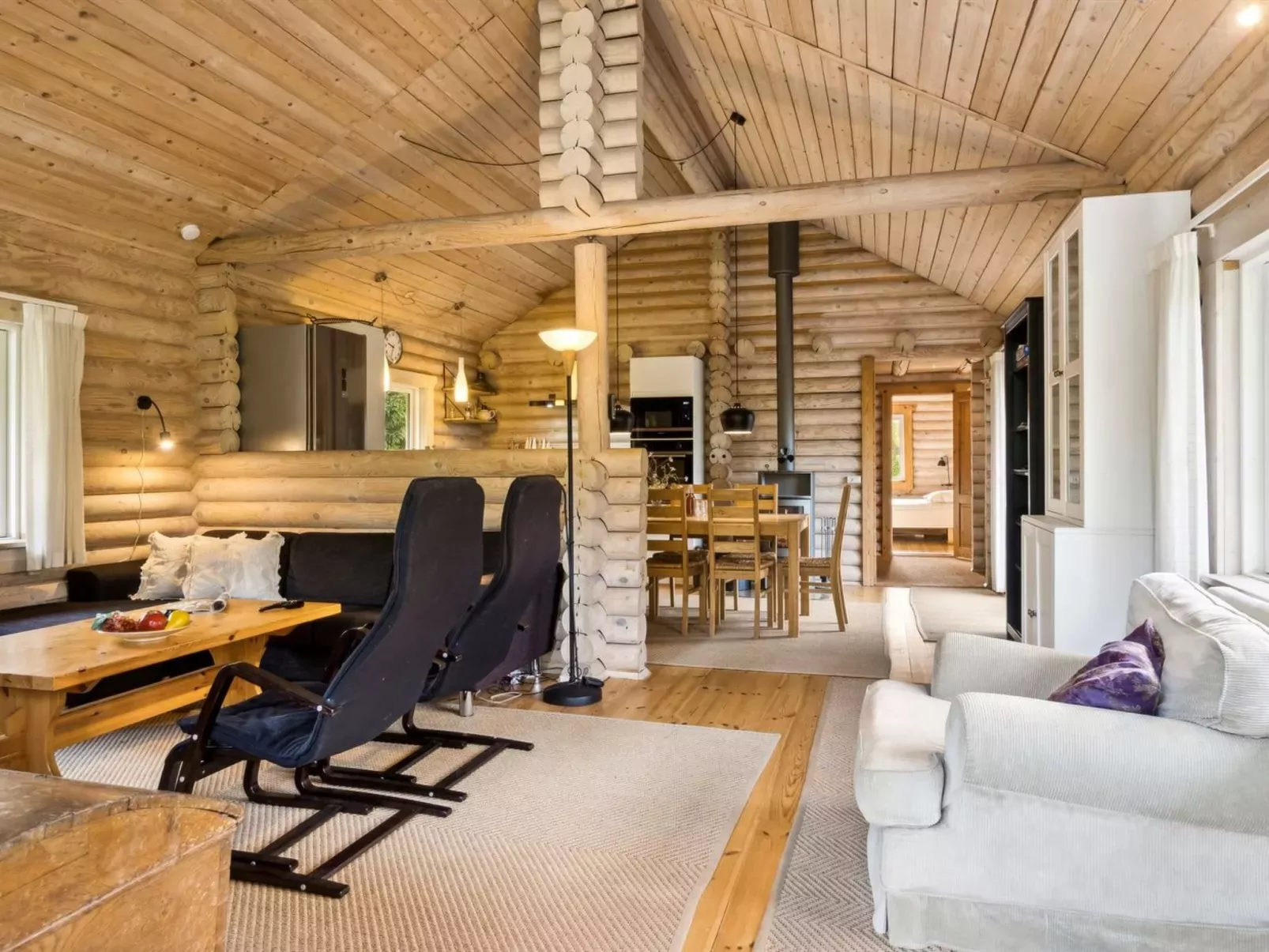 "Hjorthung" - 2km from the sea-Inside