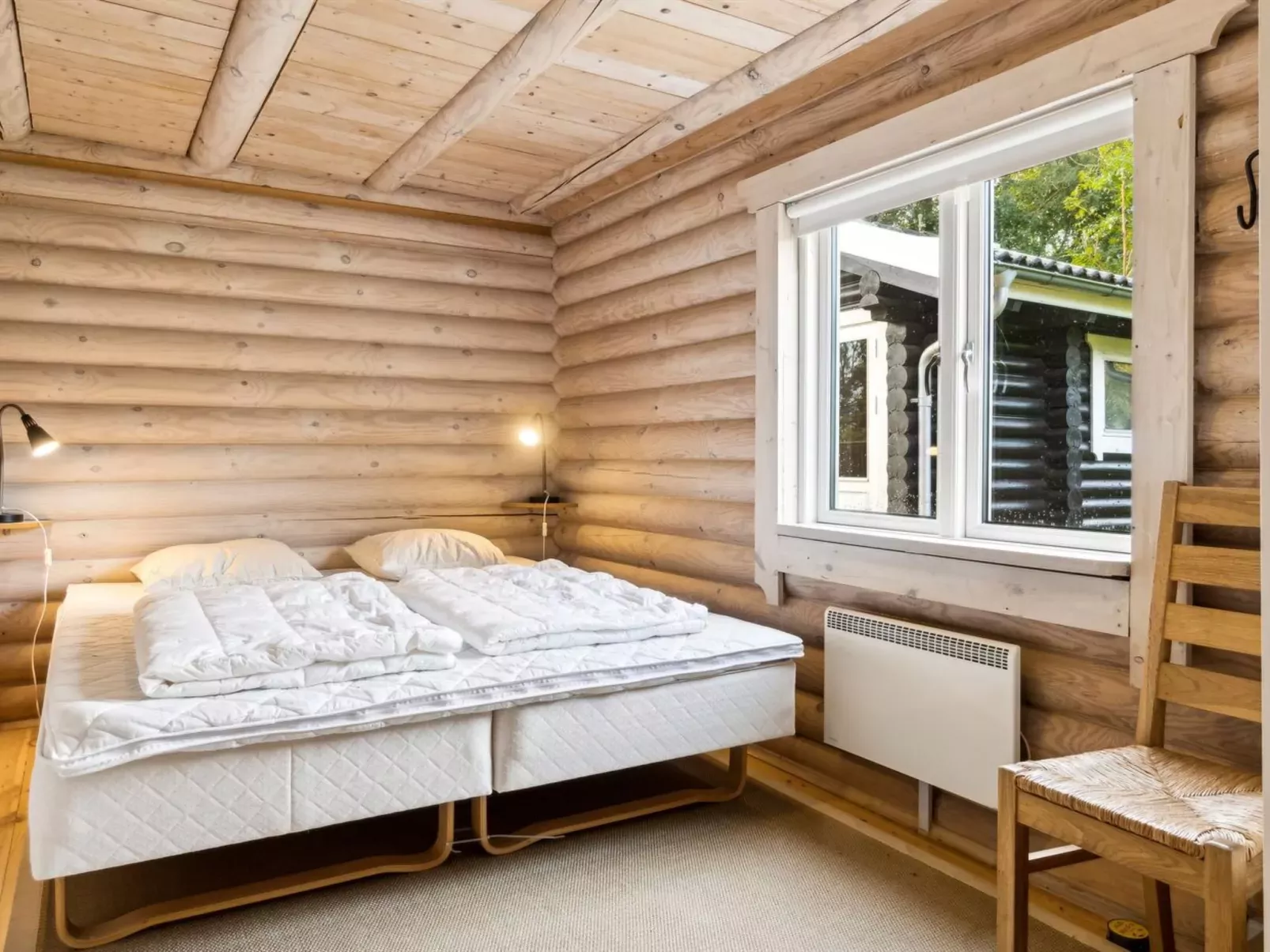 "Hjorthung" - 2km from the sea-Inside