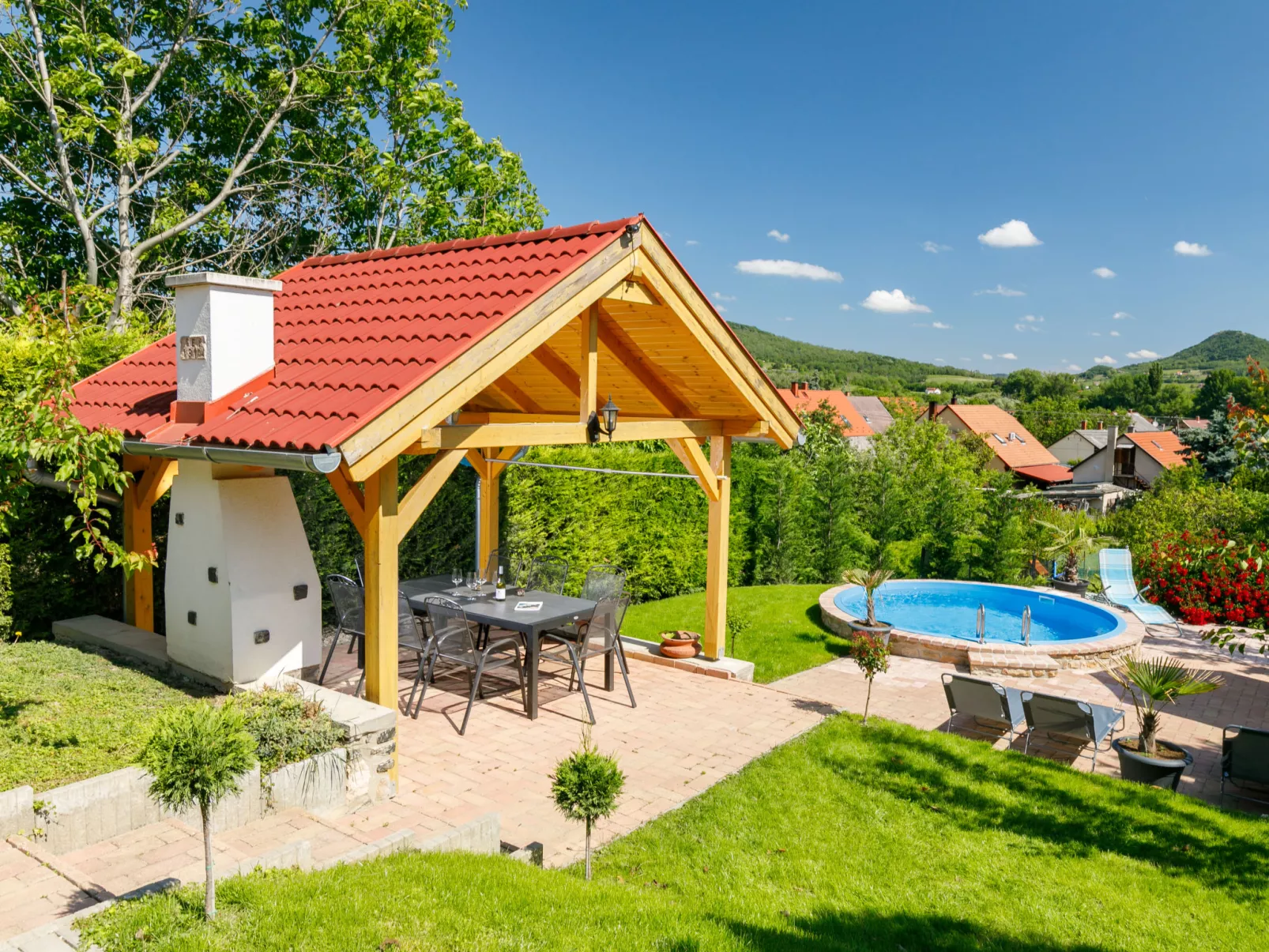Beate - 10400902