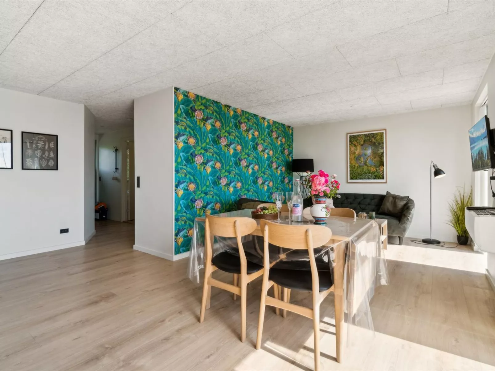 "Vojdanka" - 50m from the sea-Inside