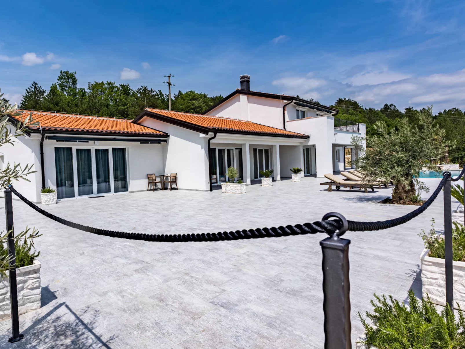 Villa Bella-Outside