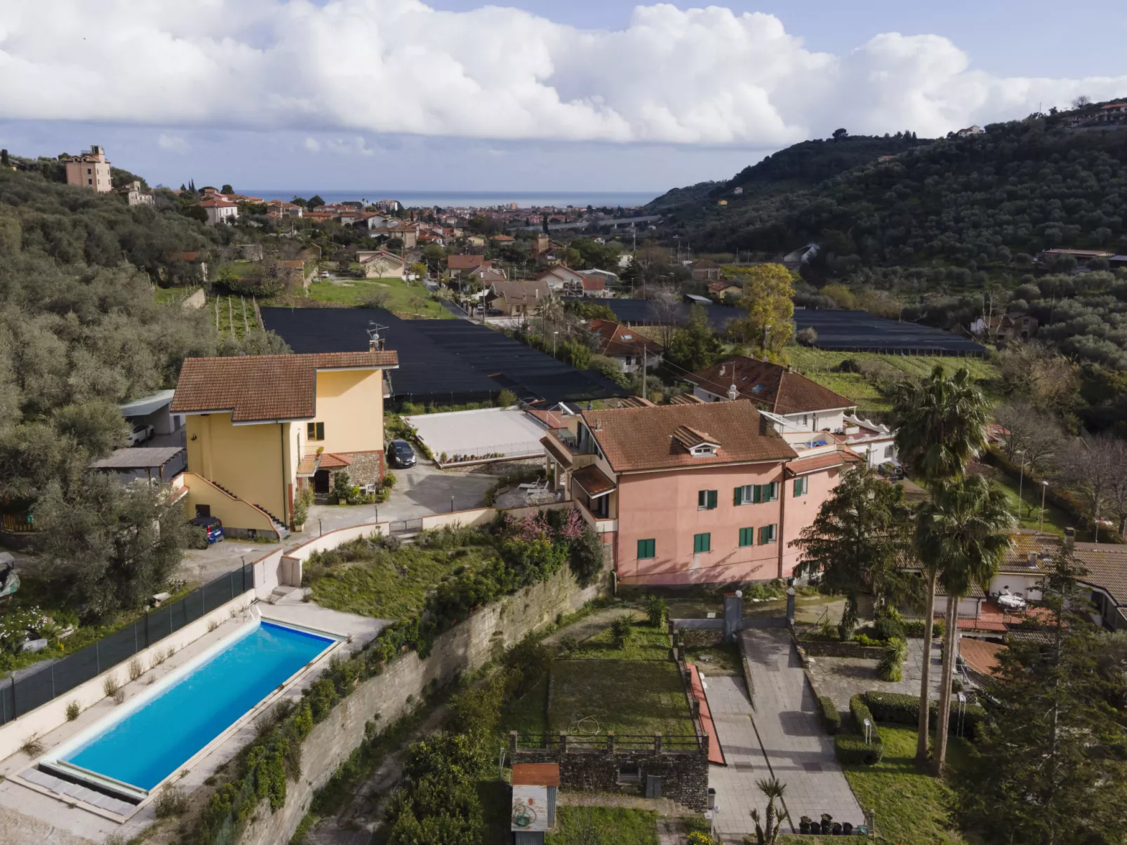 La Colombera-Outside