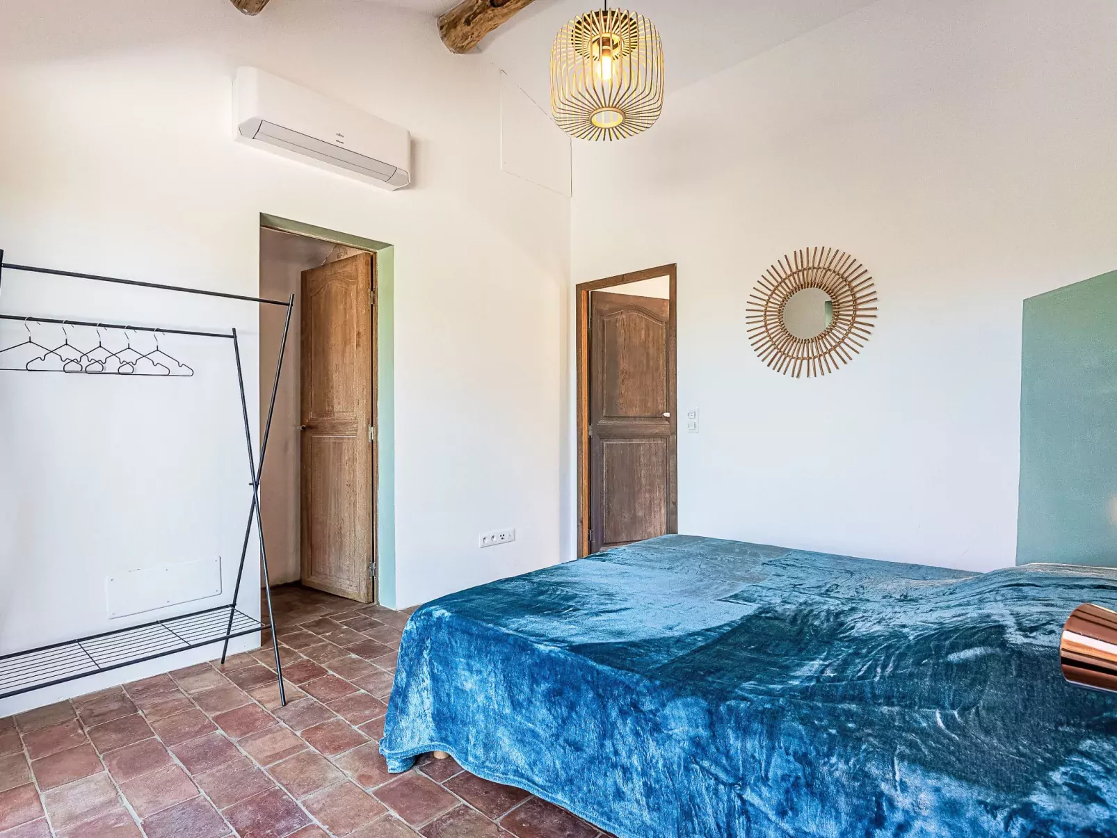 La Bastide Neuve-Inside