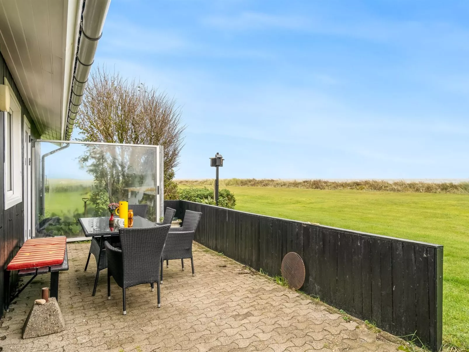 "Snioulf" - 10m from the sea-Draußen