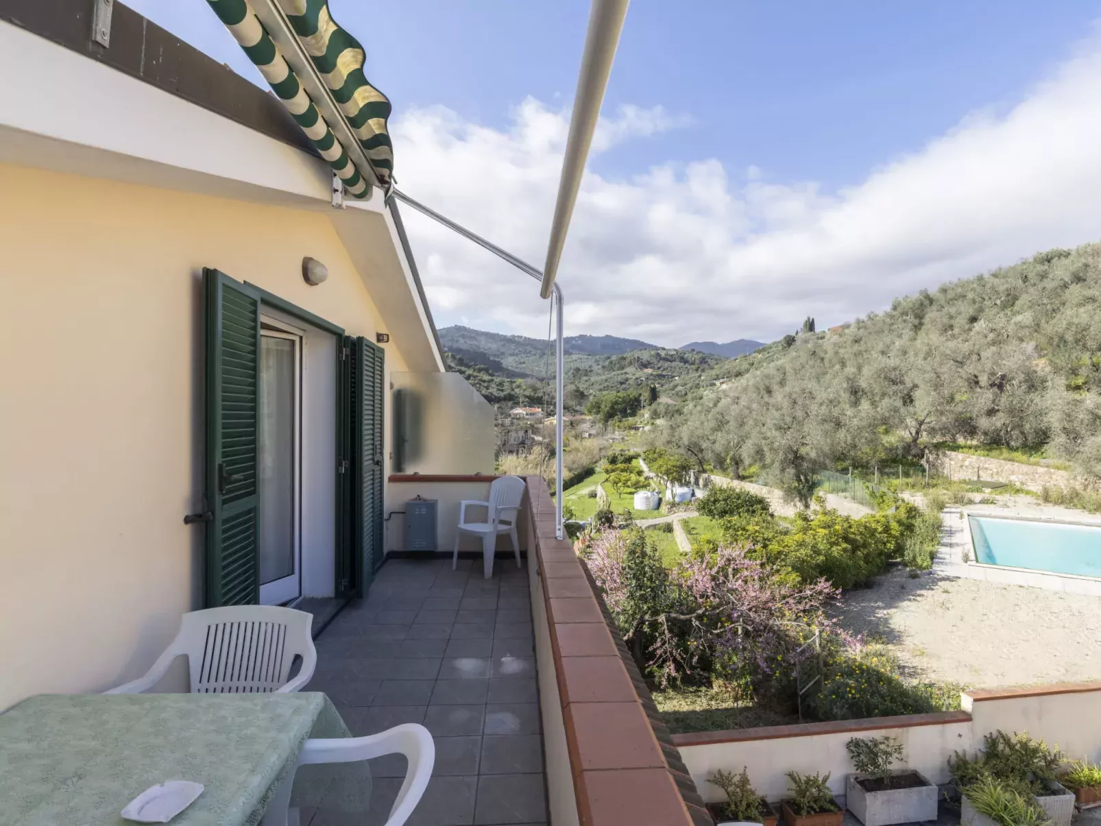 La Colombera-Outside