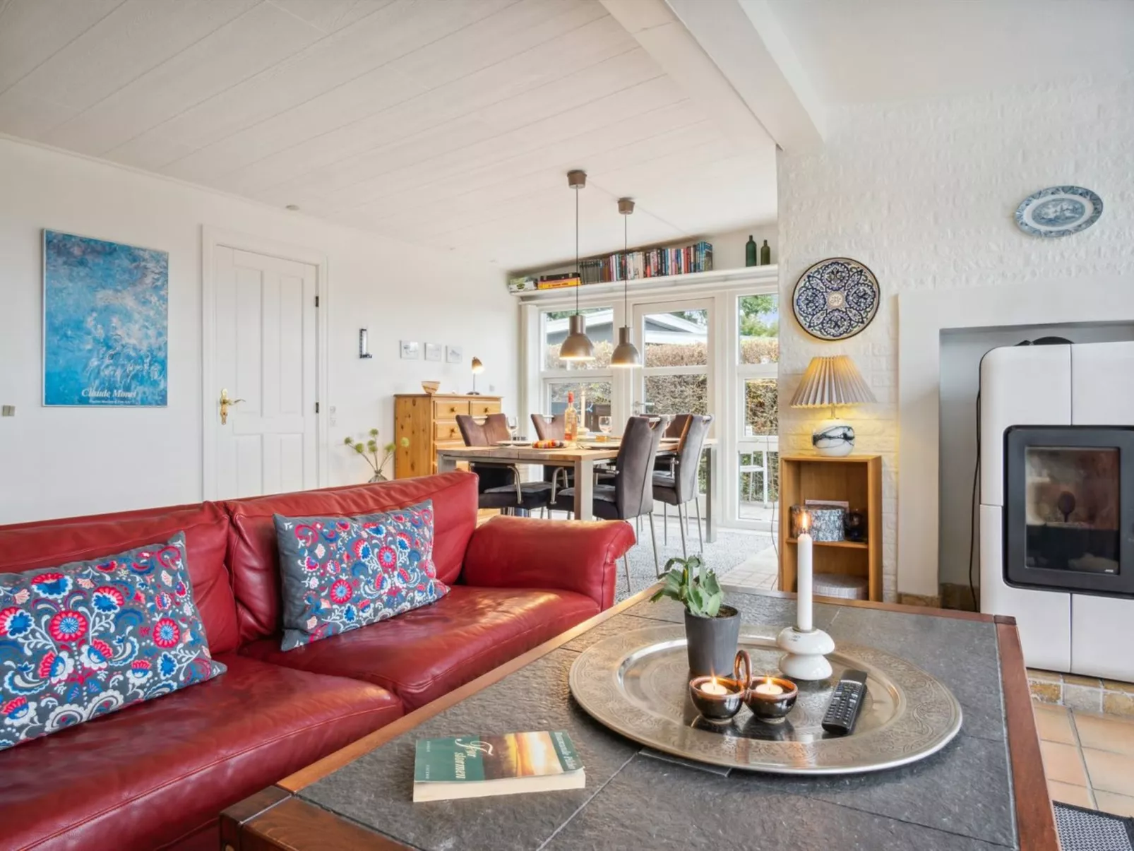 "Yngvy" - 500m from the sea-Inside