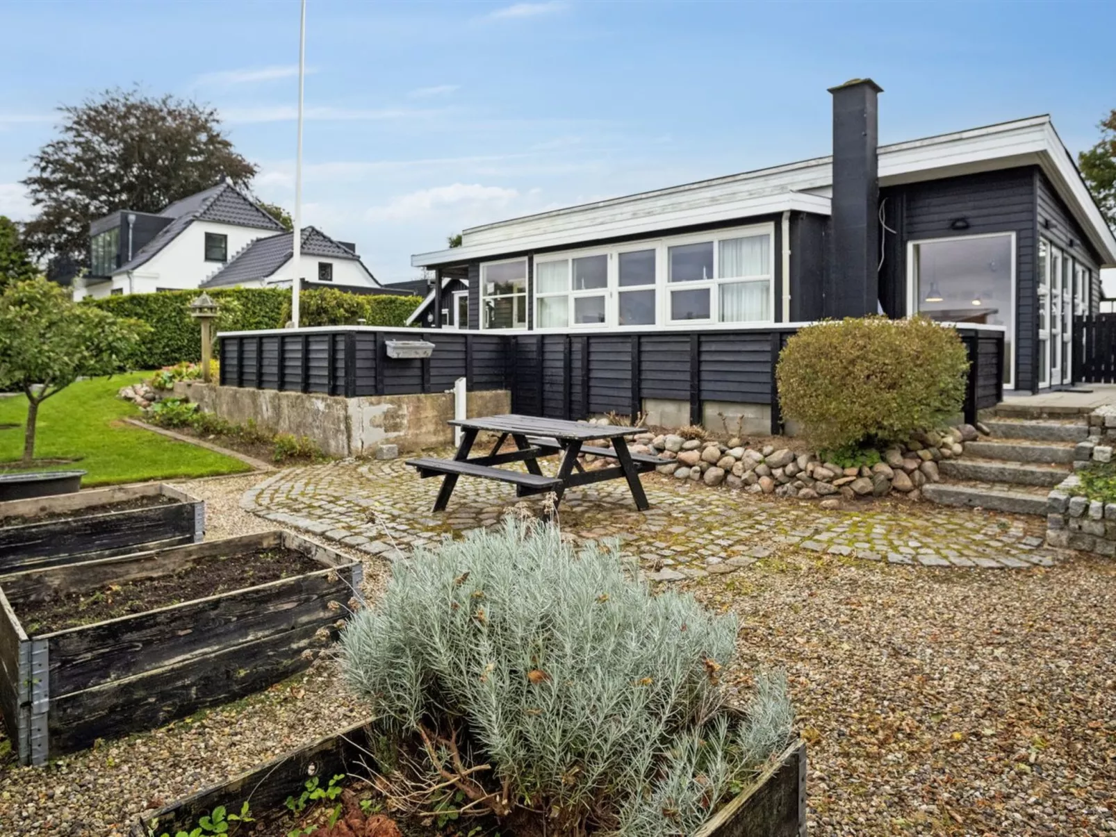 "Yngvy" - 500m from the sea-Outside