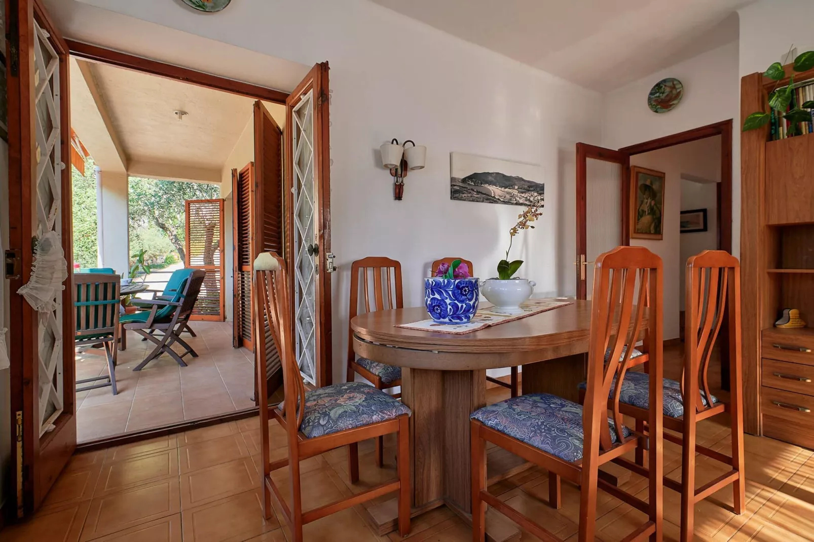 Masso-Dining room