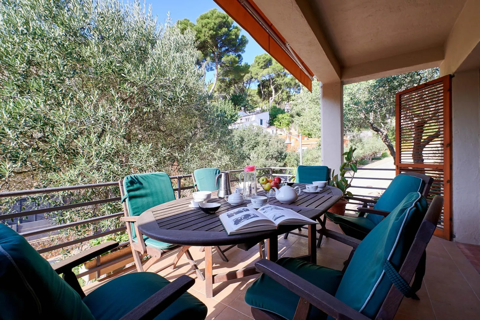 Masso-Terrace balcony