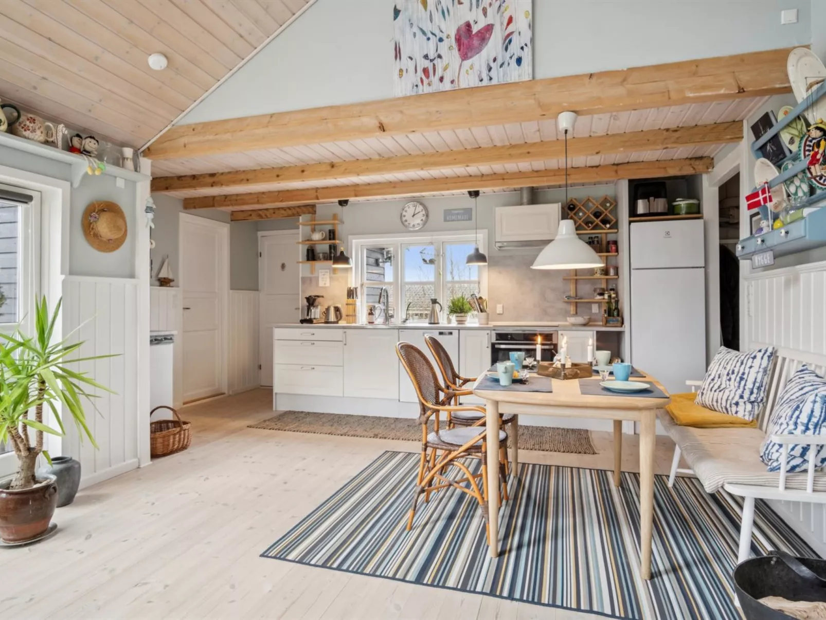 "Aksinja" - 700m from the sea-Drinnen