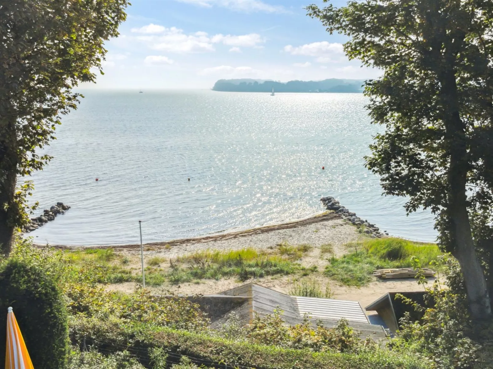 "Drifa" - 20m from the sea-Draußen