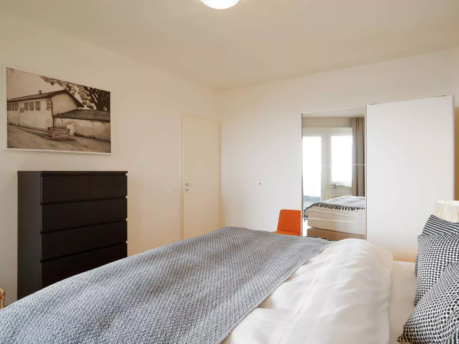 Suite Modern - Inside