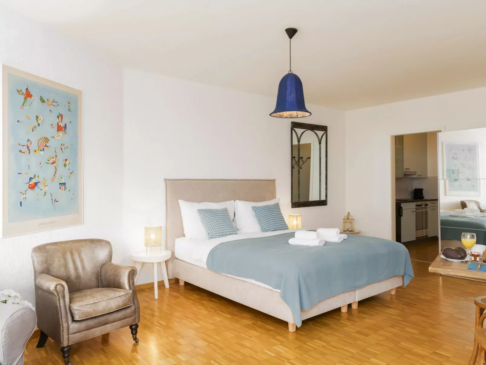 Double Room Modern-Drinnen