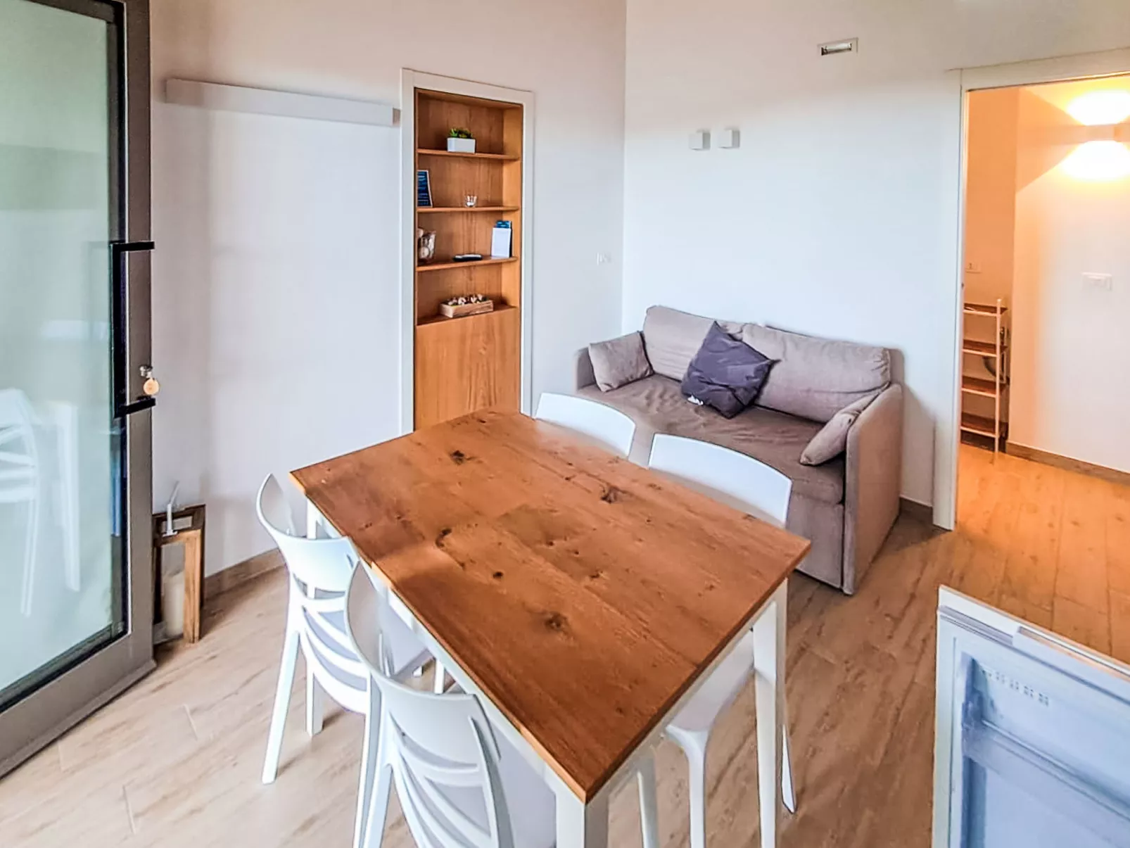 Roseto Apartments Trilo 2-Drinnen