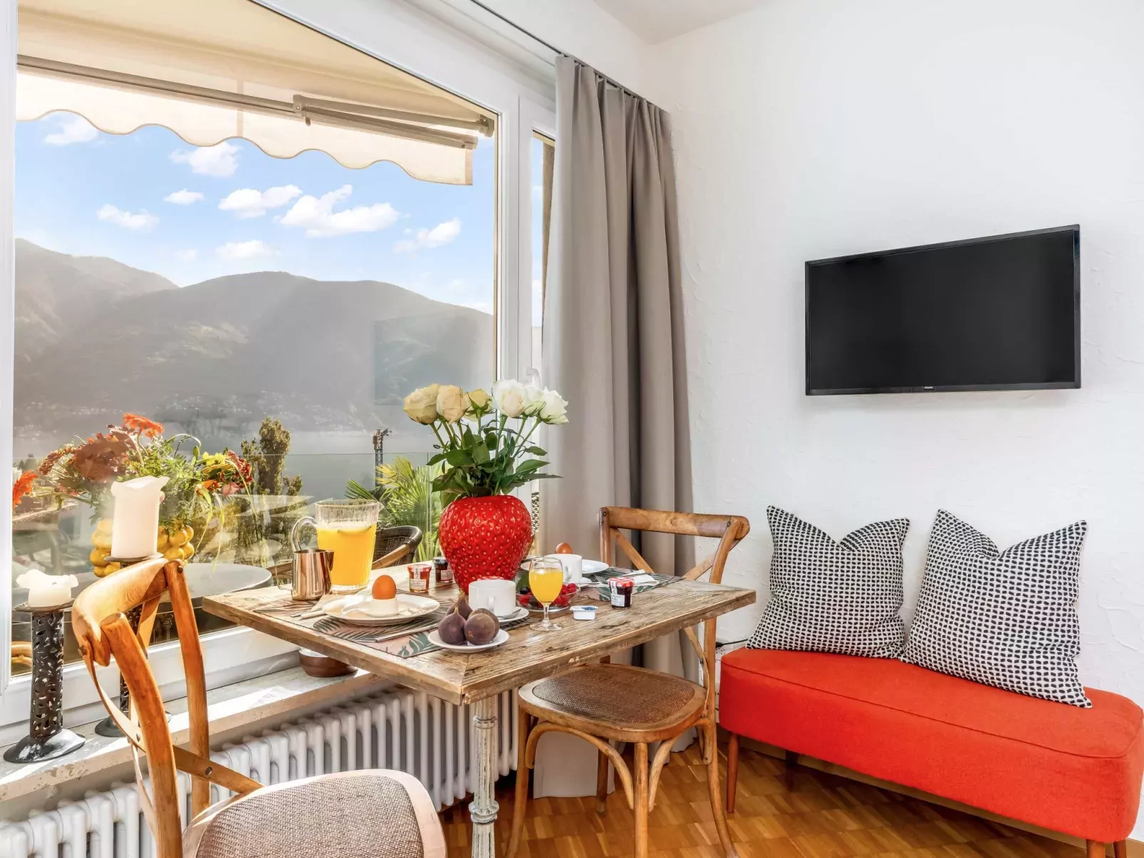 Double Room Modern - Inside