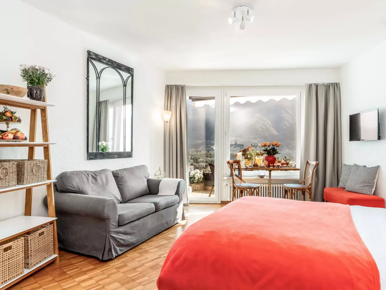 Double Room Modern - Inside
