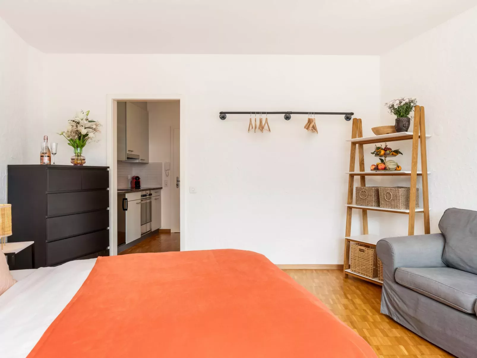 Double Room Modern - Inside