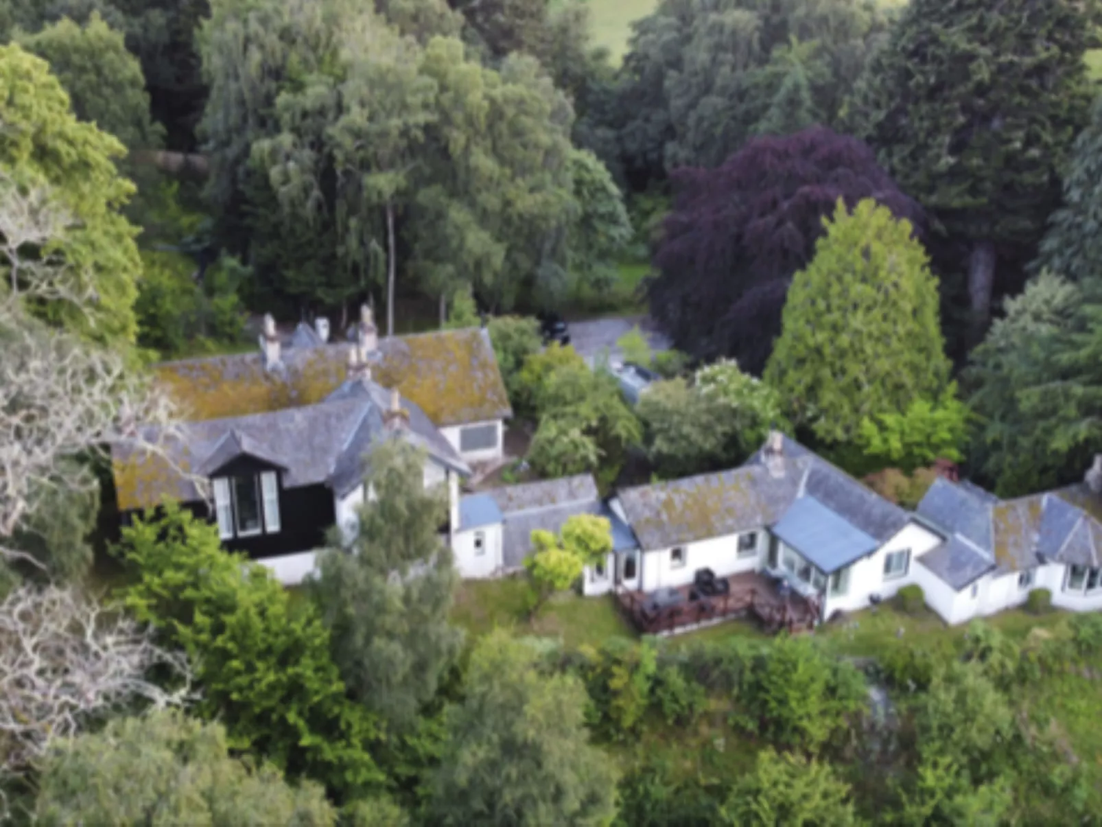 Dhivach Lodge-Outside
