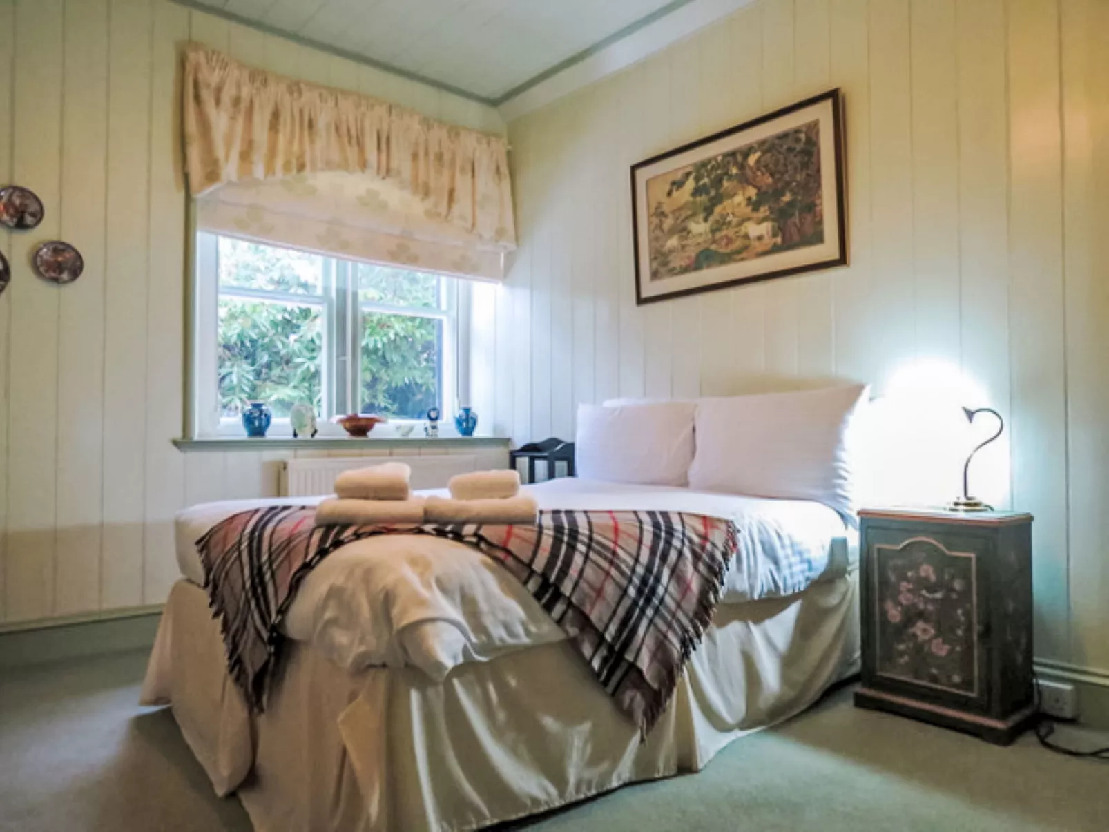 Dhivach Lodge-Inside