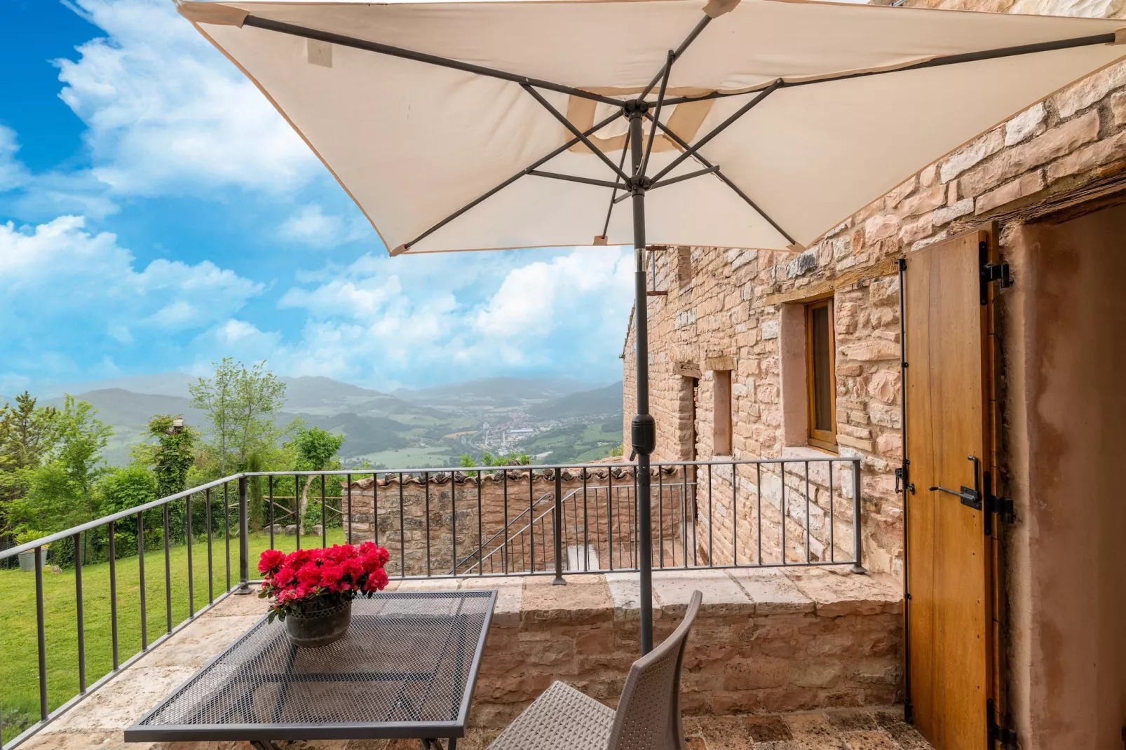 Il Conio Ginestra-Terrace balcony