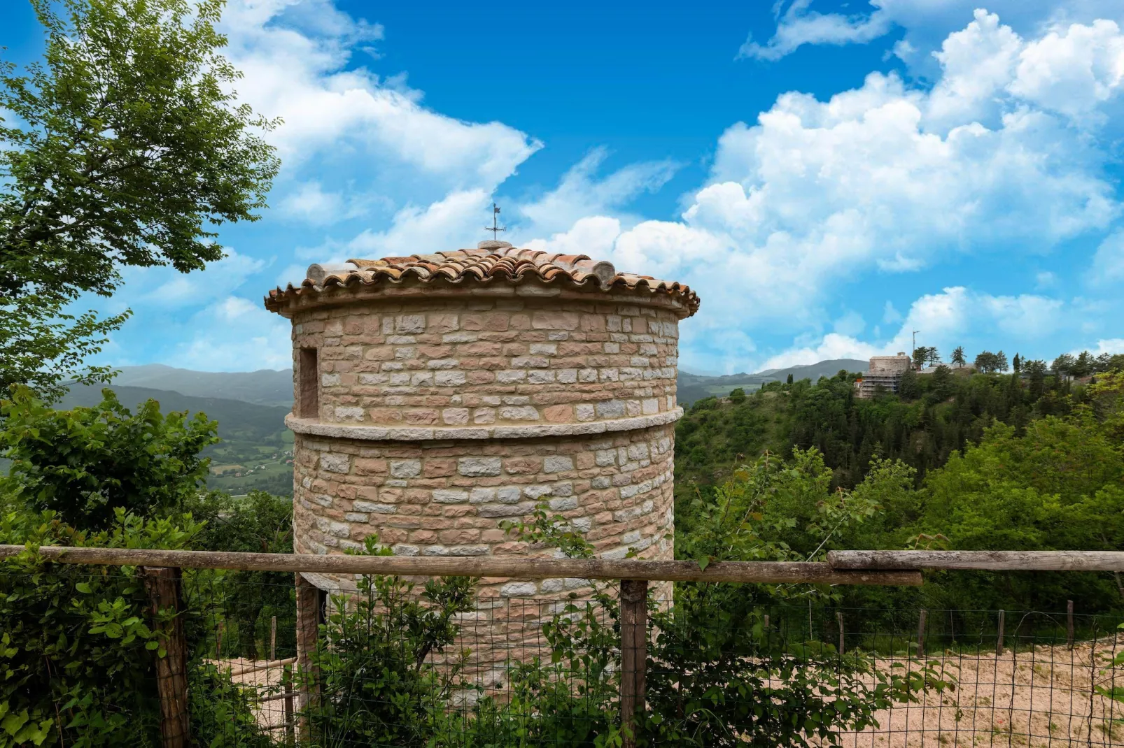 Il Conio Ginestra-View summer