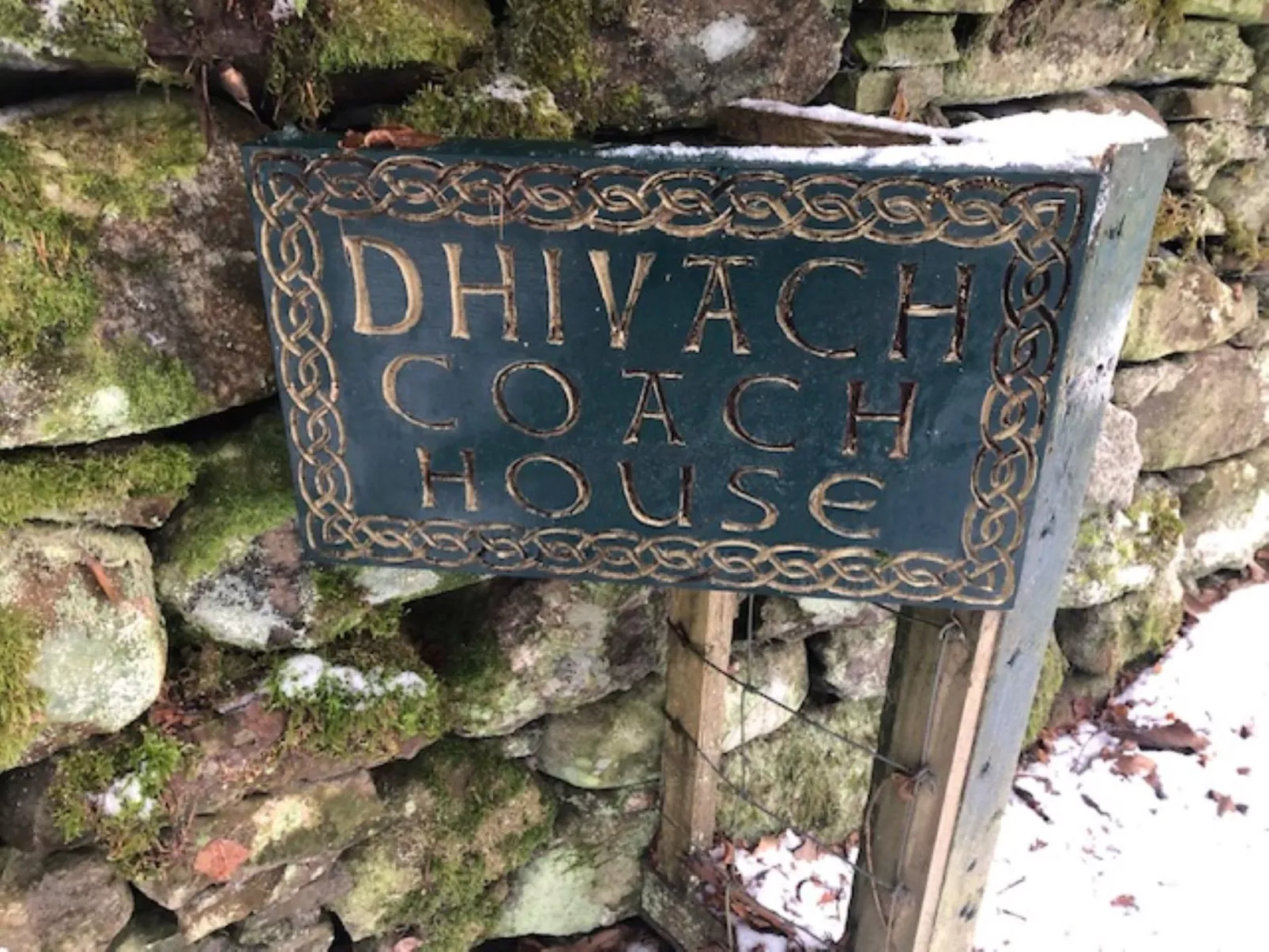 Dhivach Lodge-Outside