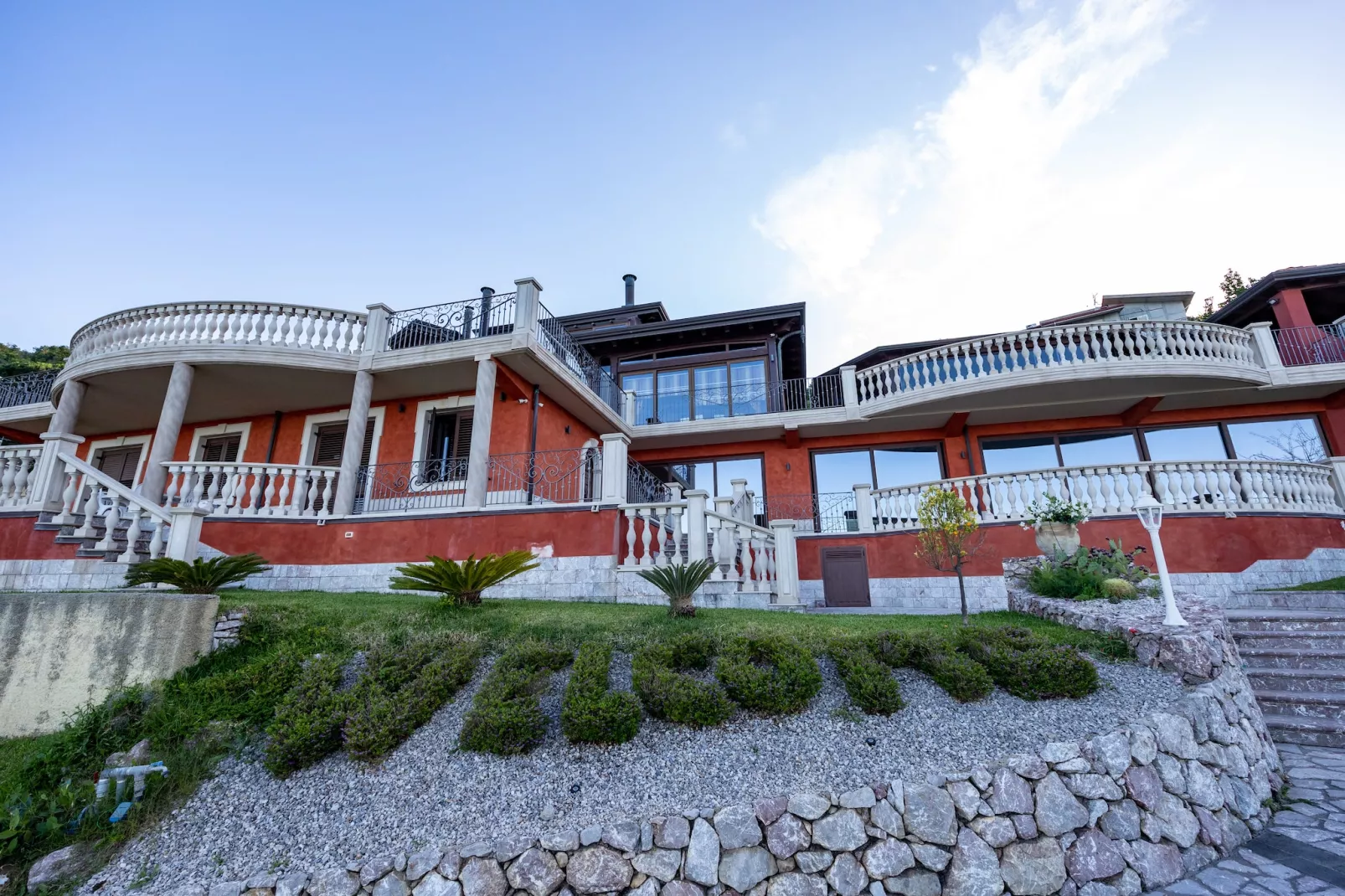 Villa Rosaria-Exterior summer