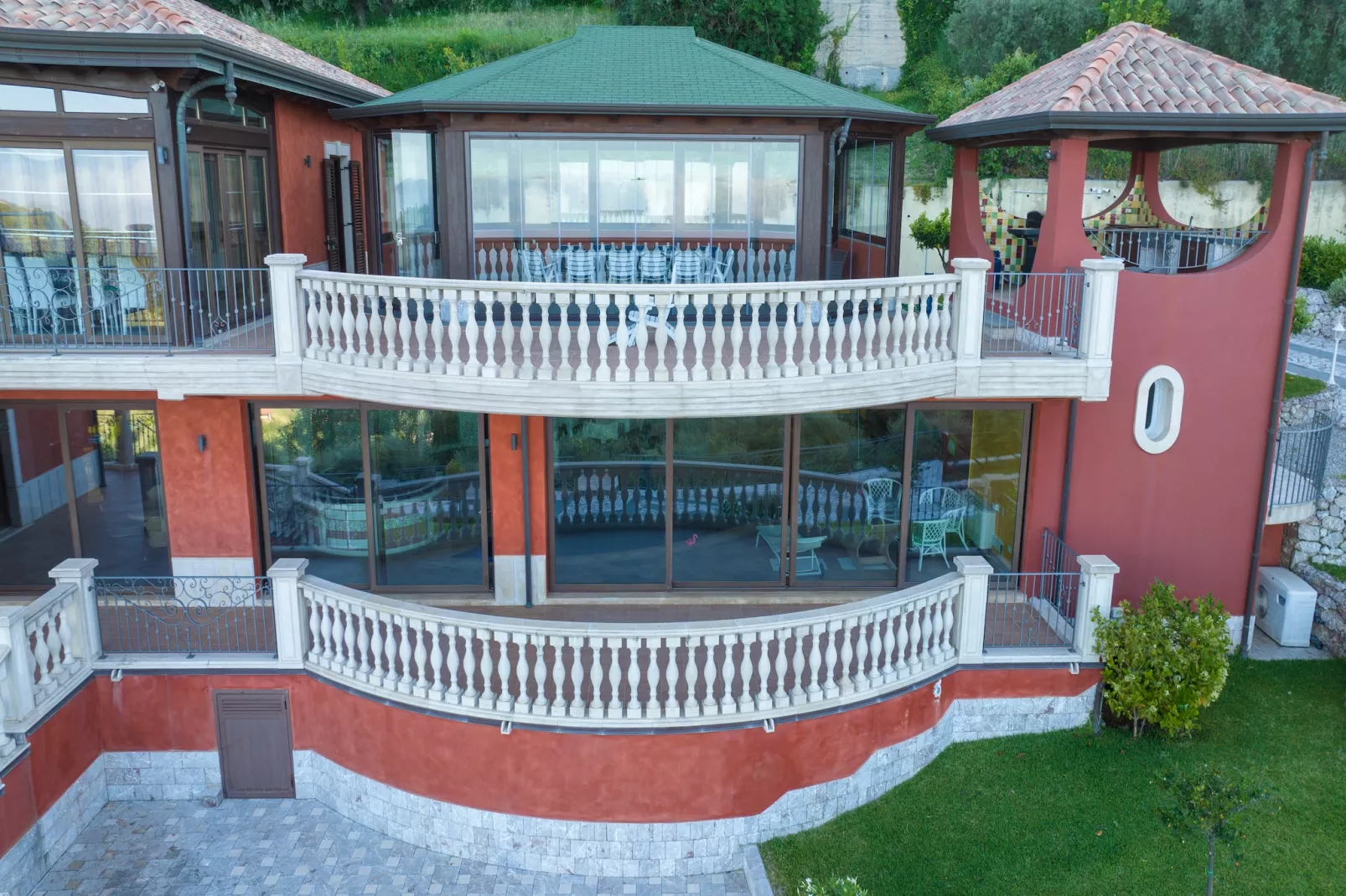 Villa Rosaria-Exterior summer