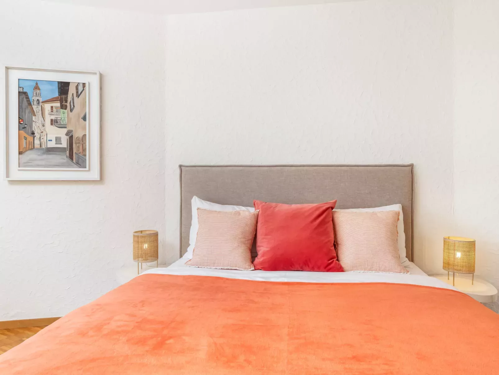 Double Room Modern-Inside
