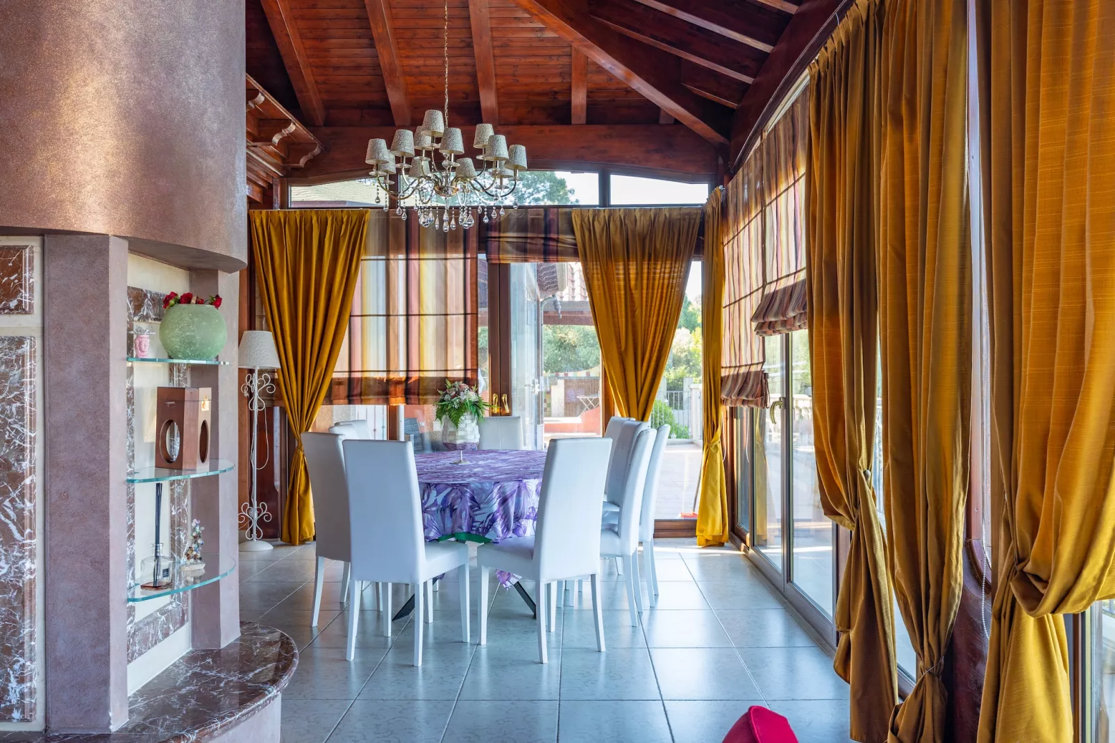 Villa Rosaria-Dining room