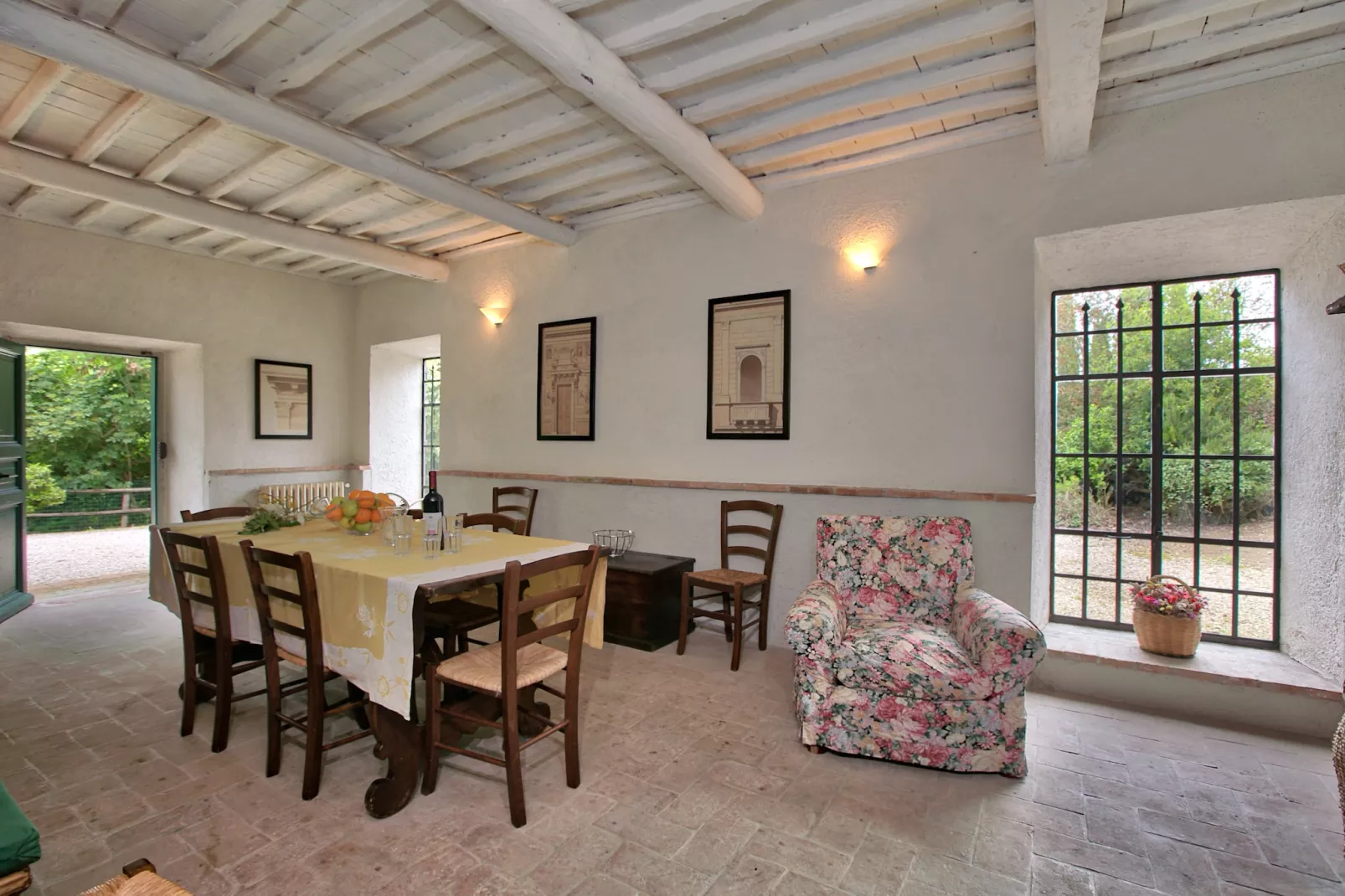 Villa Felce-Dining room