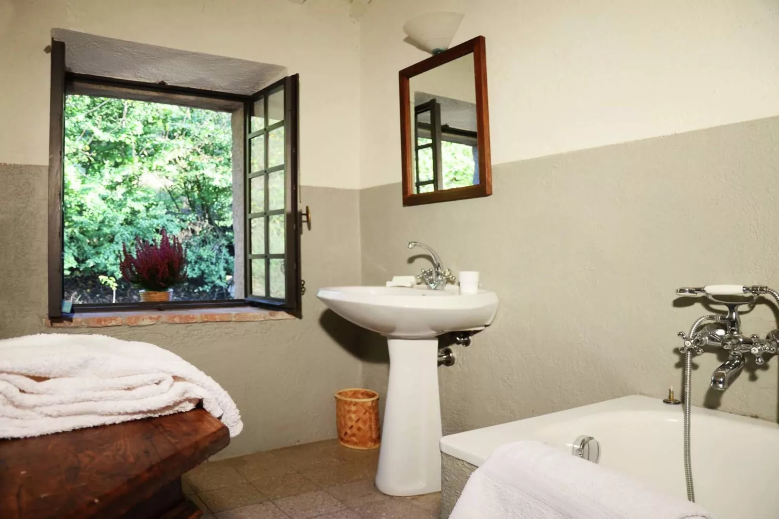 Villa Felce-Bathroom