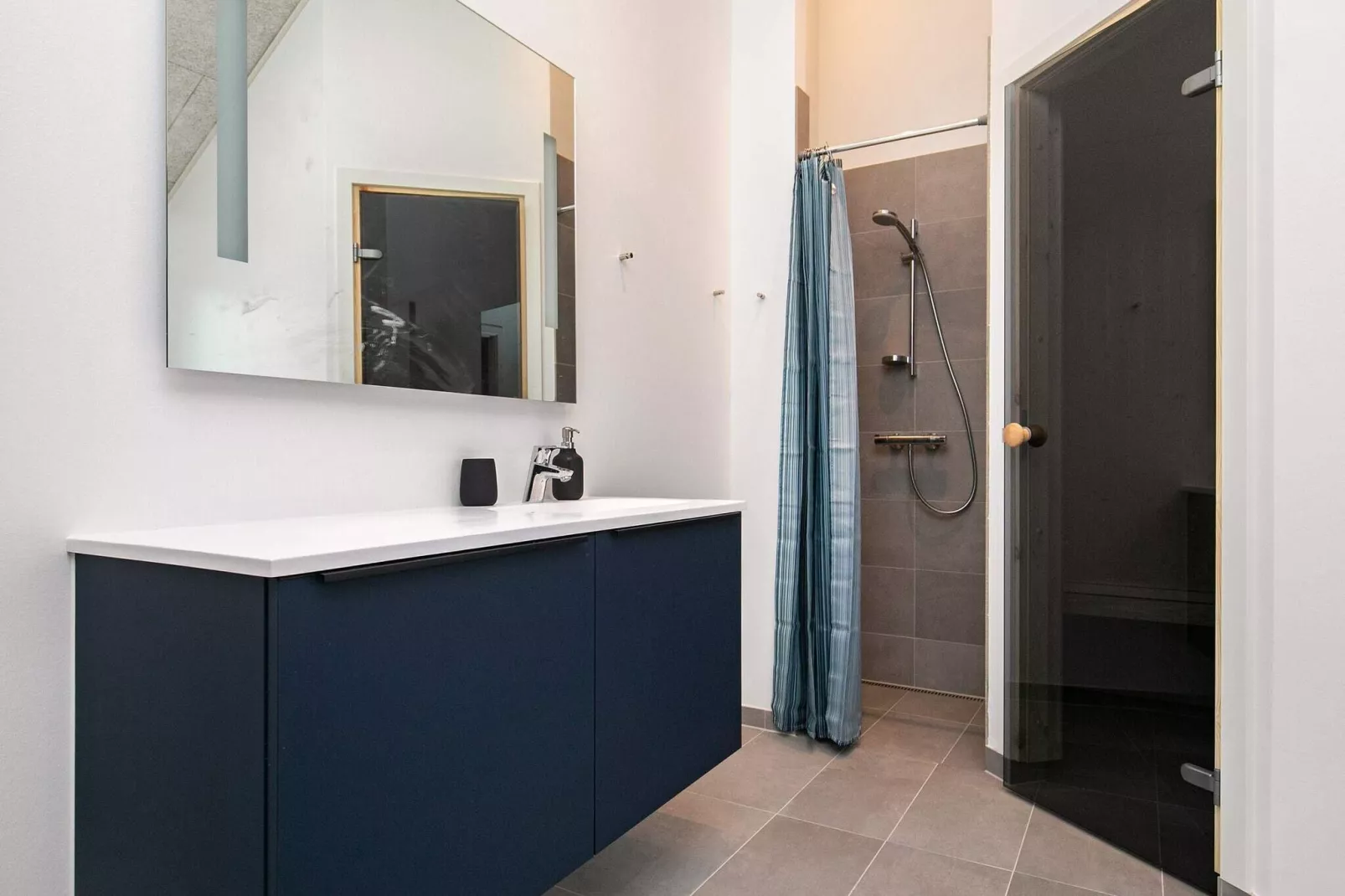 10 person holiday home in Bogense-By Traum-Indoor