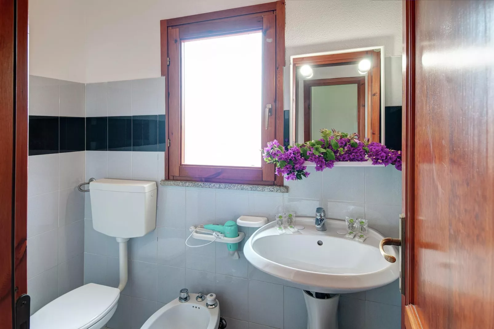Gallura Trilo-Bathroom