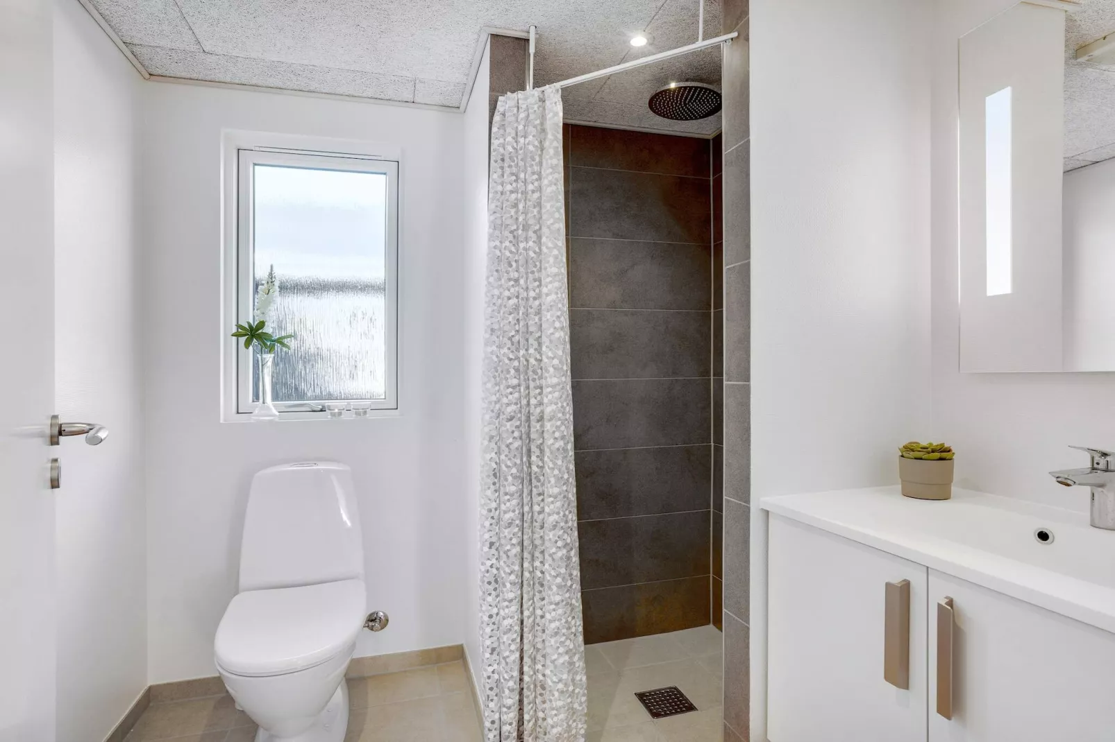 5 star holiday home in Ålbæk-Indoor